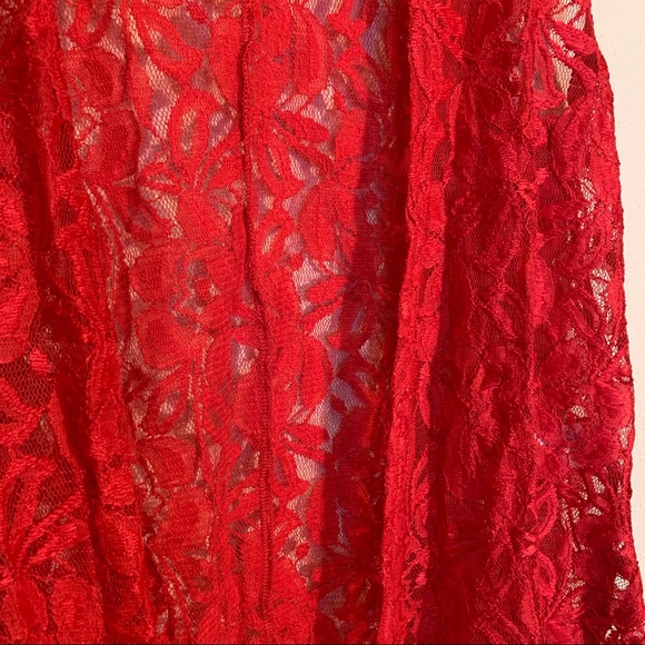 LulaRoe Red Lace Kimono - Picture 3 of 8